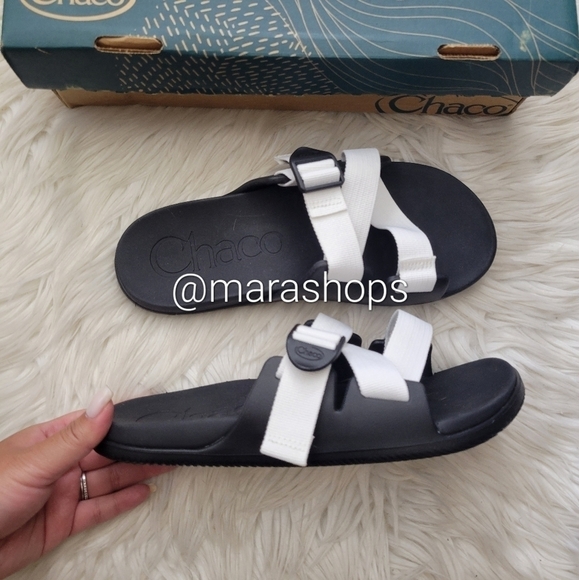 Chaco Chillos Adjustable Pool Slides - Picture 3 of 6